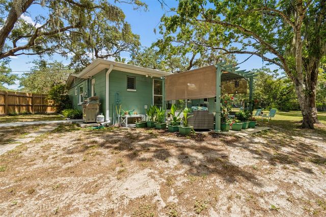 9950 HILLTOP DRIVE, New Port Richey, FL 34654