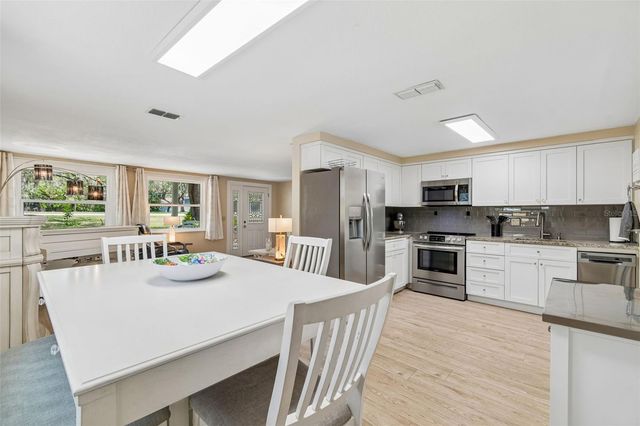 9950 HILLTOP DRIVE, New Port Richey, FL 34654