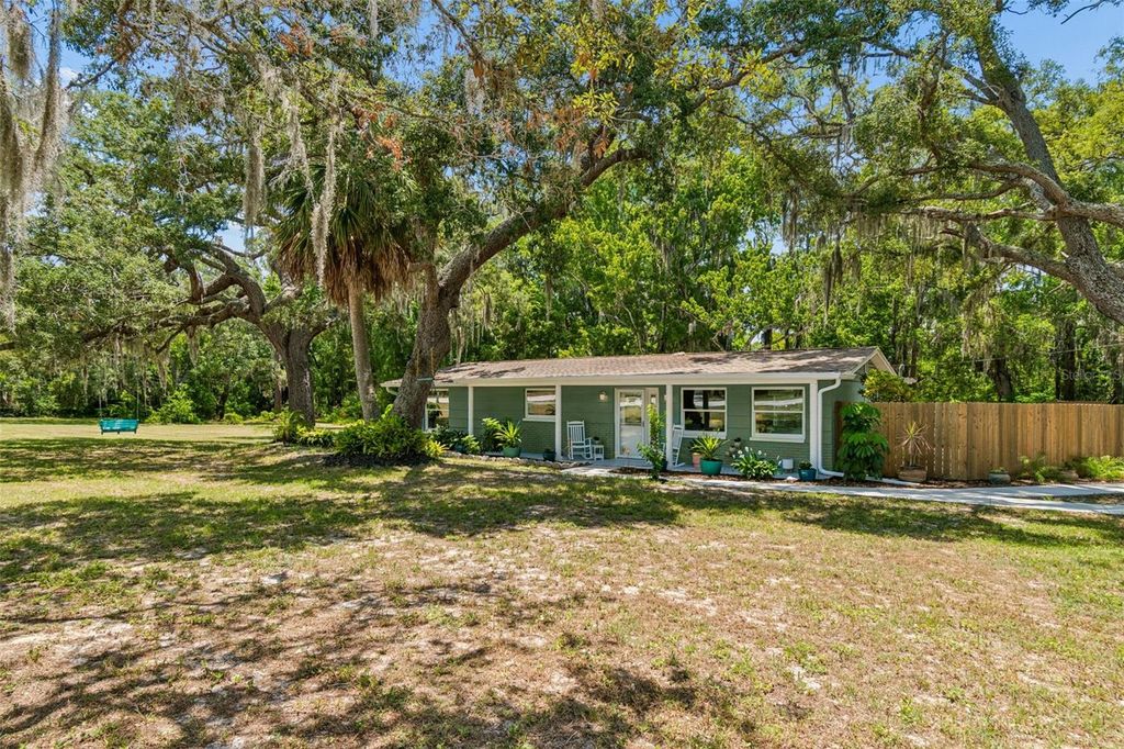9950 HILLTOP DRIVE, New Port Richey, FL 34654