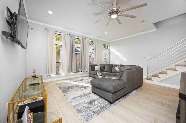 4206 Hershe Street, Houston, TX 77020