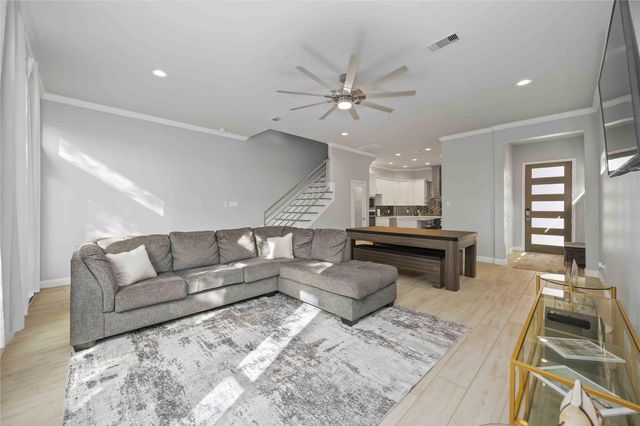 4206 Hershe Street, Houston, TX 77020