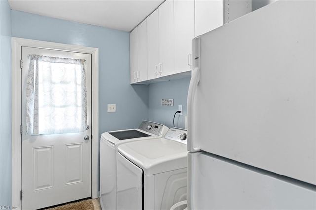 6571 Lake View DR, Gloucester, VA 23061