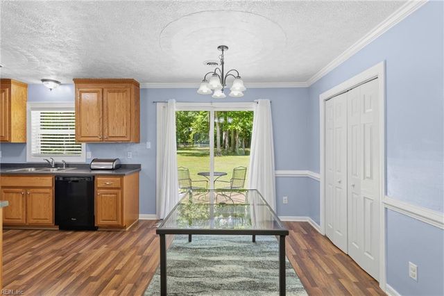 6571 Lake View DR, Gloucester, VA 23061