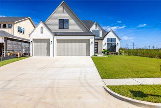 2717 E 134th Circle, Bixby, OK 74008