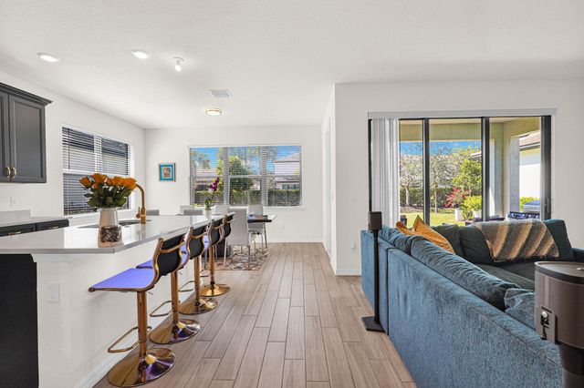 4471 Gramercy Drive, Oakland Park, FL 33309