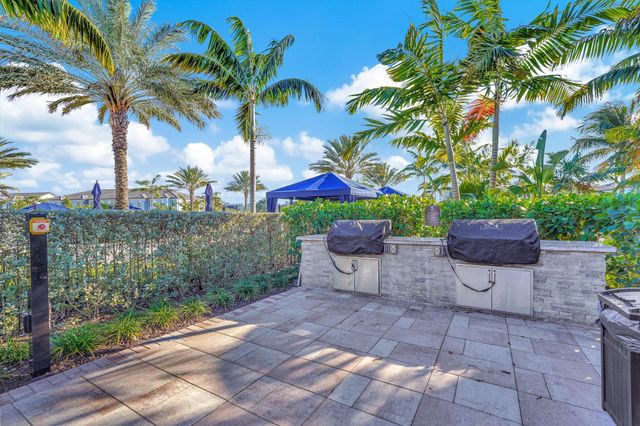 4471 Gramercy Drive, Oakland Park, FL 33309