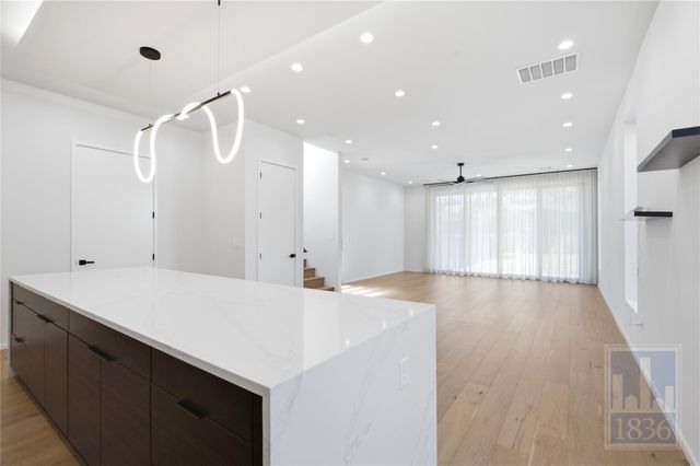 4605 Jinx Ave 1, Austin, TX 78745