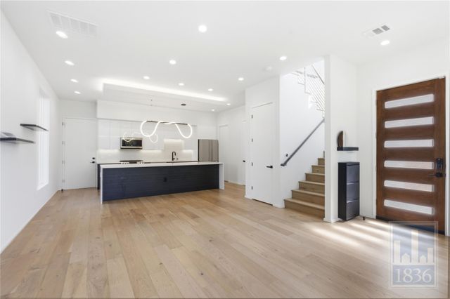 4605 Jinx Ave 1, Austin, TX 78745