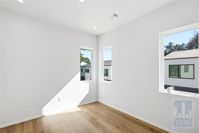 4605 Jinx Ave 1, Austin, TX 78745