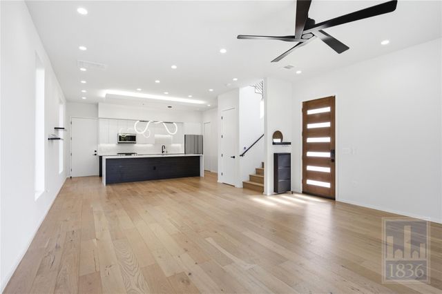 4605 Jinx Ave 1, Austin, TX 78745