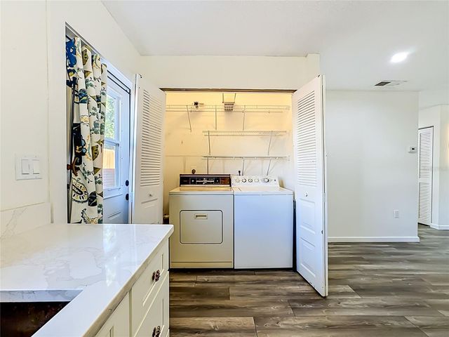 2006 7TH AVENUE W B, Bradenton, FL 34205