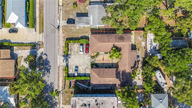 2006 7TH AVENUE W B, Bradenton, FL 34205