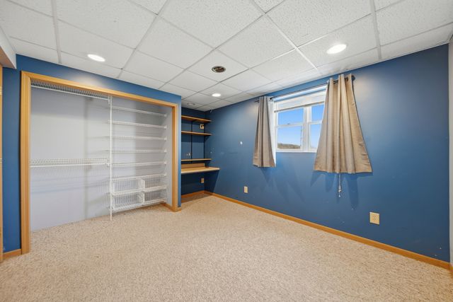 13831 Prairie Center Road, Morrison, IL 61270