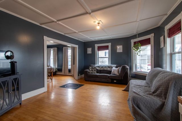 44 Taylor Street, Newport City, VT 05855