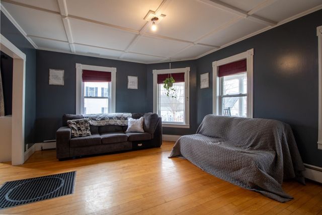 44 Taylor Street, Newport City, VT 05855