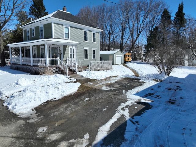 44 Taylor Street, Newport City, VT 05855