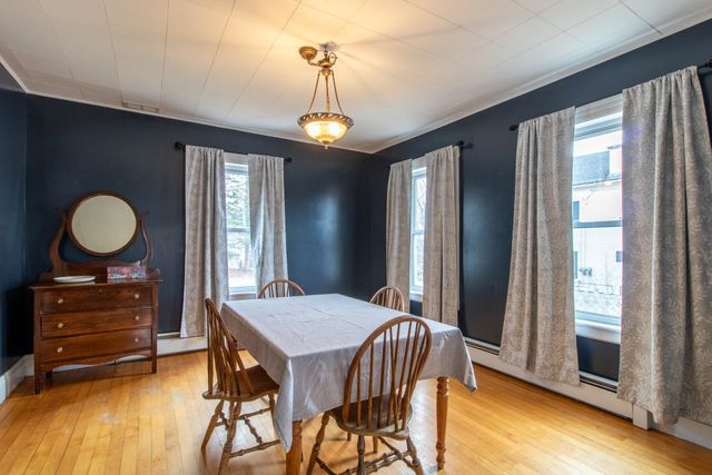 44 Taylor Street, Newport City, VT 05855