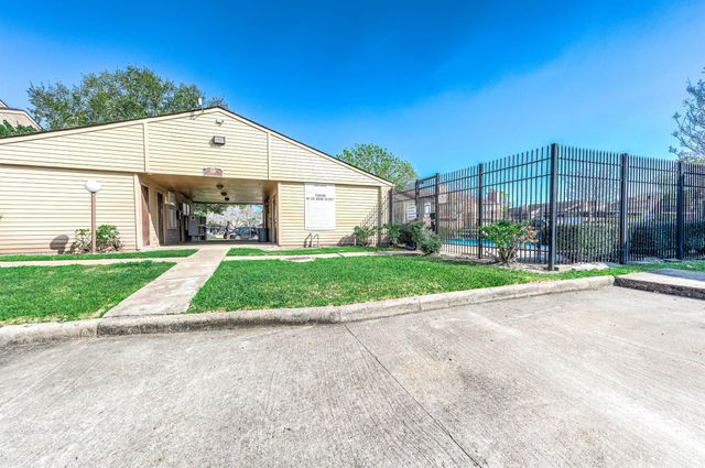 10555 Turtlewood Court 3008, Houston, TX 77072