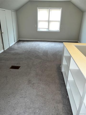 15494 Mapleridge Street, Detroit, MI 48205