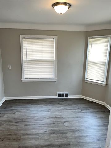 15494 Mapleridge Street, Detroit, MI 48205