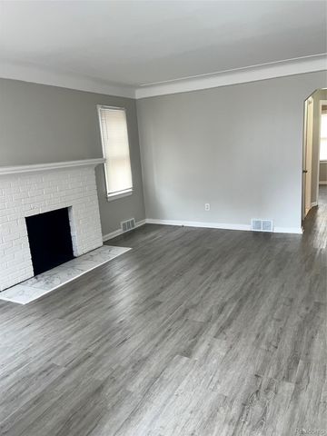 15494 Mapleridge Street, Detroit, MI 48205