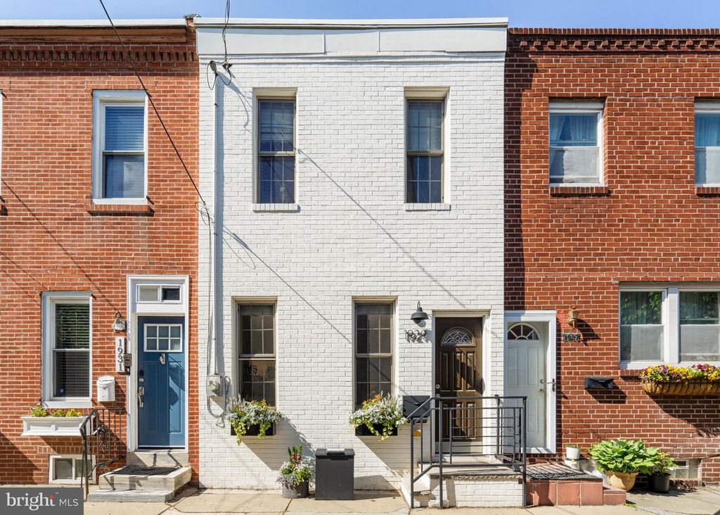 1929 PEMBERTON ST, PHILADELPHIA, PA 19146 — exterior
