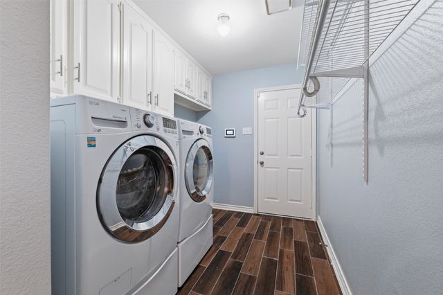 3121 Ridge Oak Drive, Garland, TX 75044