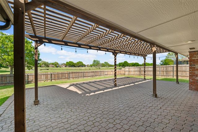 3121 Ridge Oak Drive, Garland, TX 75044