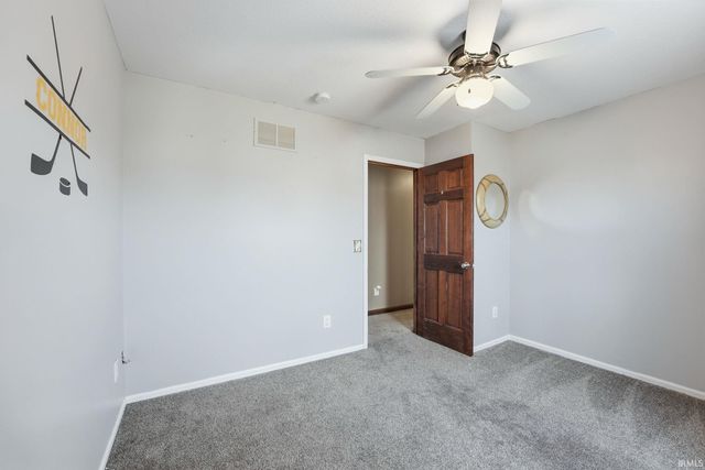 302 Willard Drive, Auburn, IN 46706