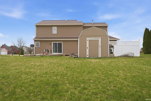 302 Willard Drive, Auburn, IN 46706
