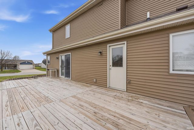 302 Willard Drive, Auburn, IN 46706