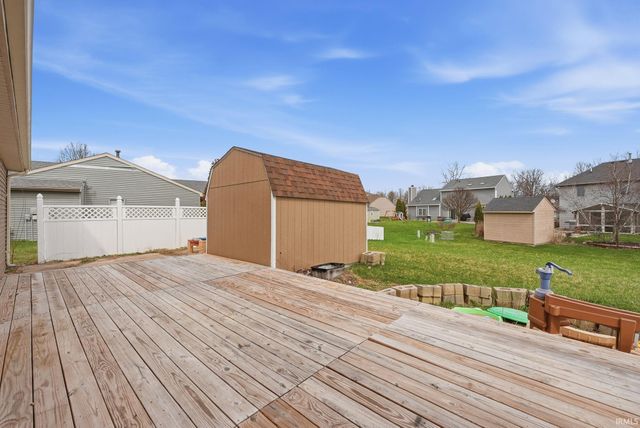 302 Willard Drive, Auburn, IN 46706