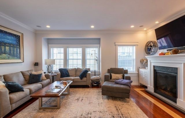 109 Tudor St, Boston, MA 02127