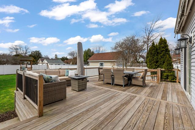 420 Scranton Avenue, Lynbrook, NY 11563