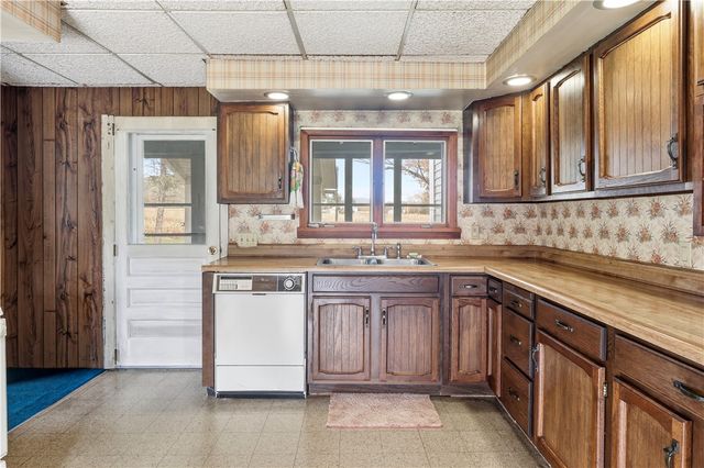 135 County Road 16, Orange, NY 14870