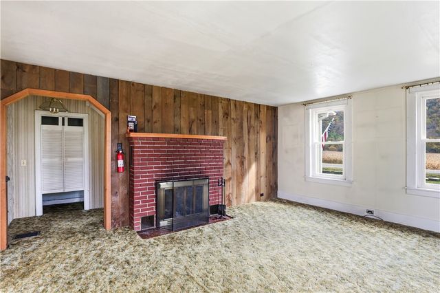 135 County Road 16, Orange, NY 14870