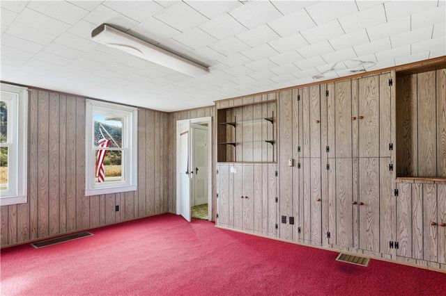 135 County Road 16, Orange, NY 14870