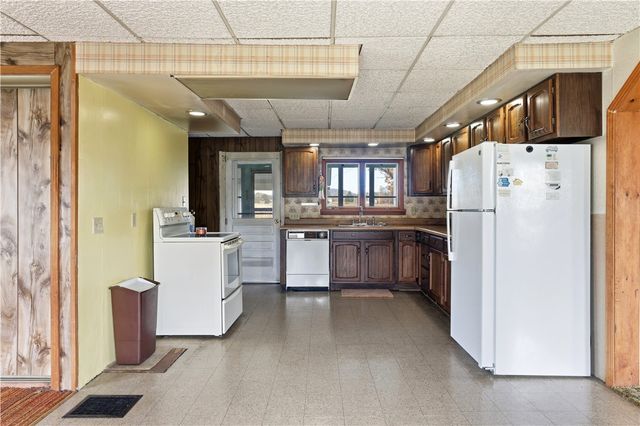 135 County Road 16, Orange, NY 14870