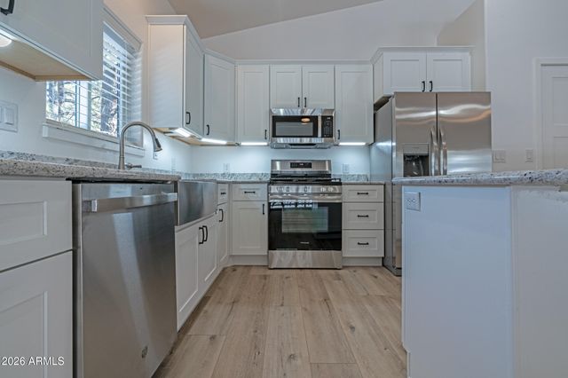 2906 LOCKWOOD Drive, Lakeside, AZ 85929