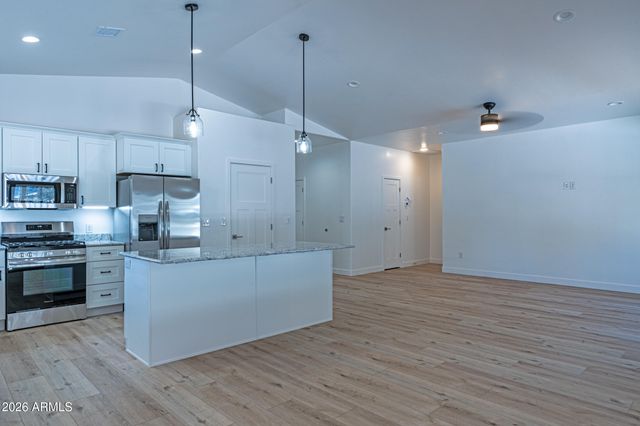 2906 LOCKWOOD Drive, Lakeside, AZ 85929