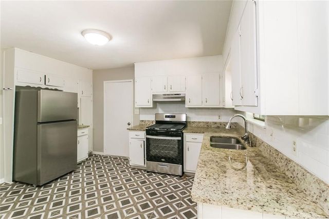 6957 Cedar Hill Court, Riverdale, GA 30296