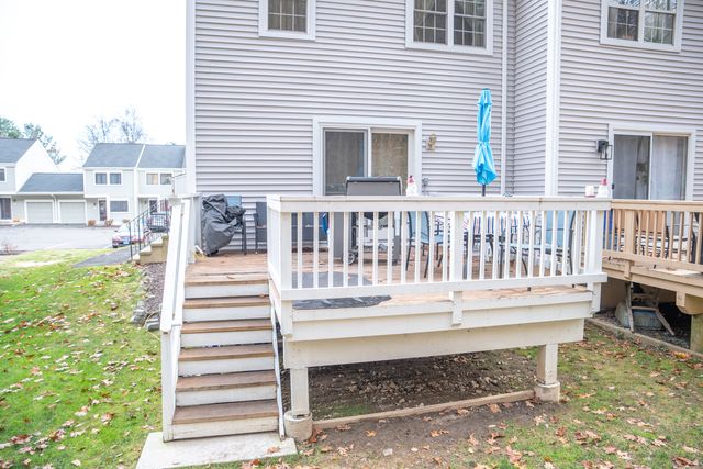 12 Eagle Rock Hill 12, Bethel, CT 06801