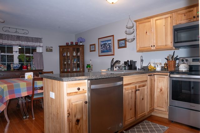 12 Eagle Rock Hill 12, Bethel, CT 06801