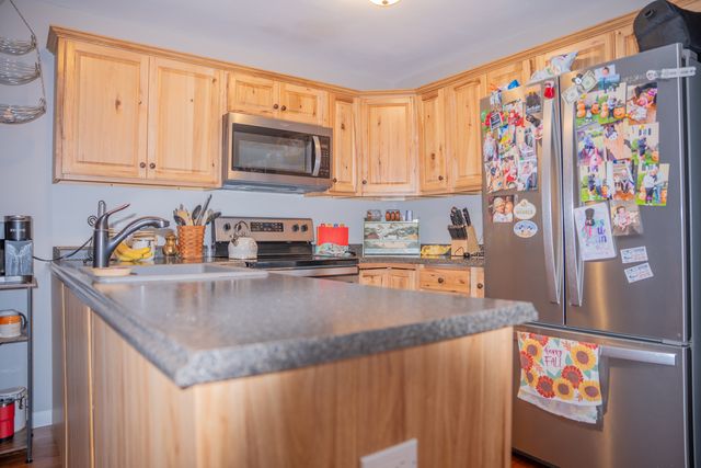 12 Eagle Rock Hill 12, Bethel, CT 06801