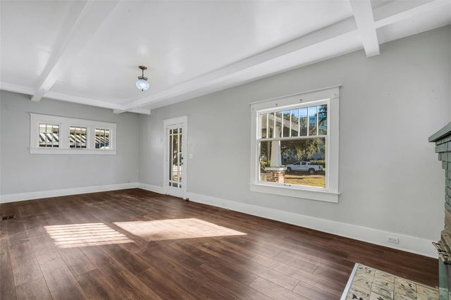 7327 1ST AVENUE N, St Petersburg, FL 33710