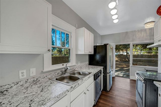 7327 1ST AVENUE N, St Petersburg, FL 33710