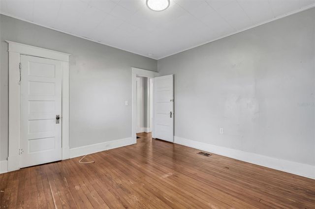 7327 1ST AVENUE N, St Petersburg, FL 33710