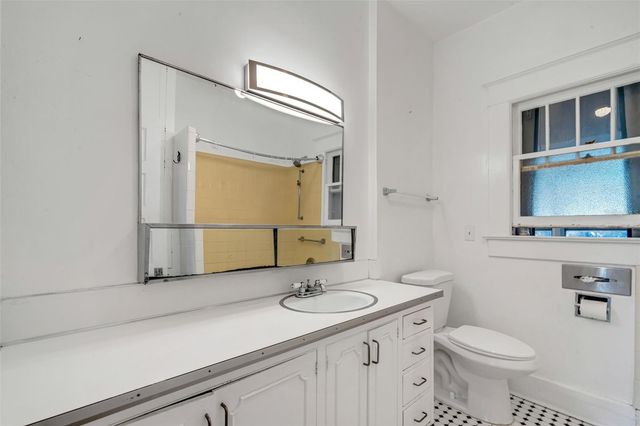 7327 1ST AVENUE N, St Petersburg, FL 33710