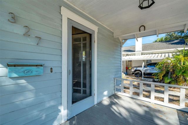 7327 1ST AVENUE N, St Petersburg, FL 33710