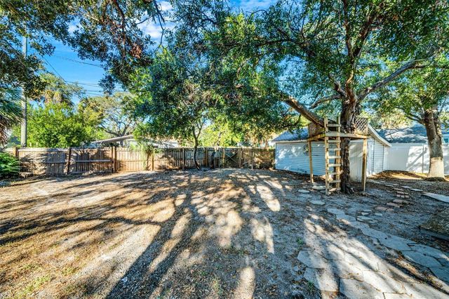 7327 1ST AVENUE N, St Petersburg, FL 33710